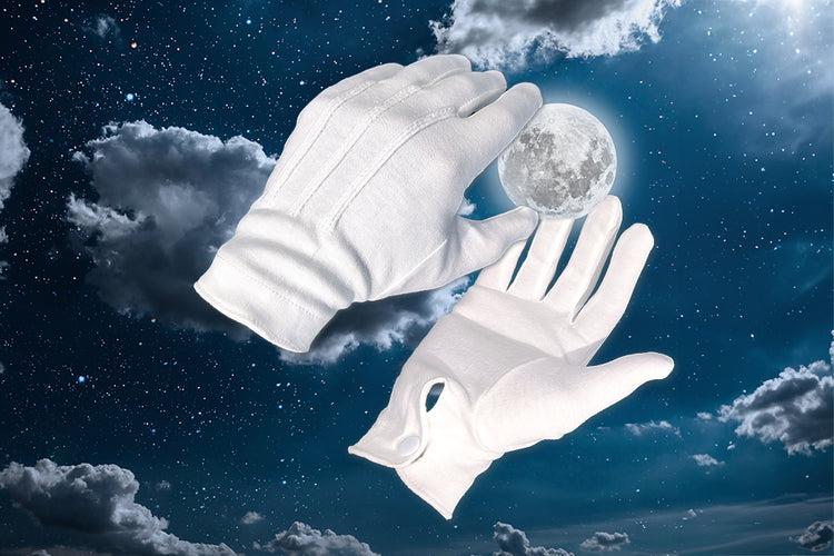 White Parade Gloves With Snap